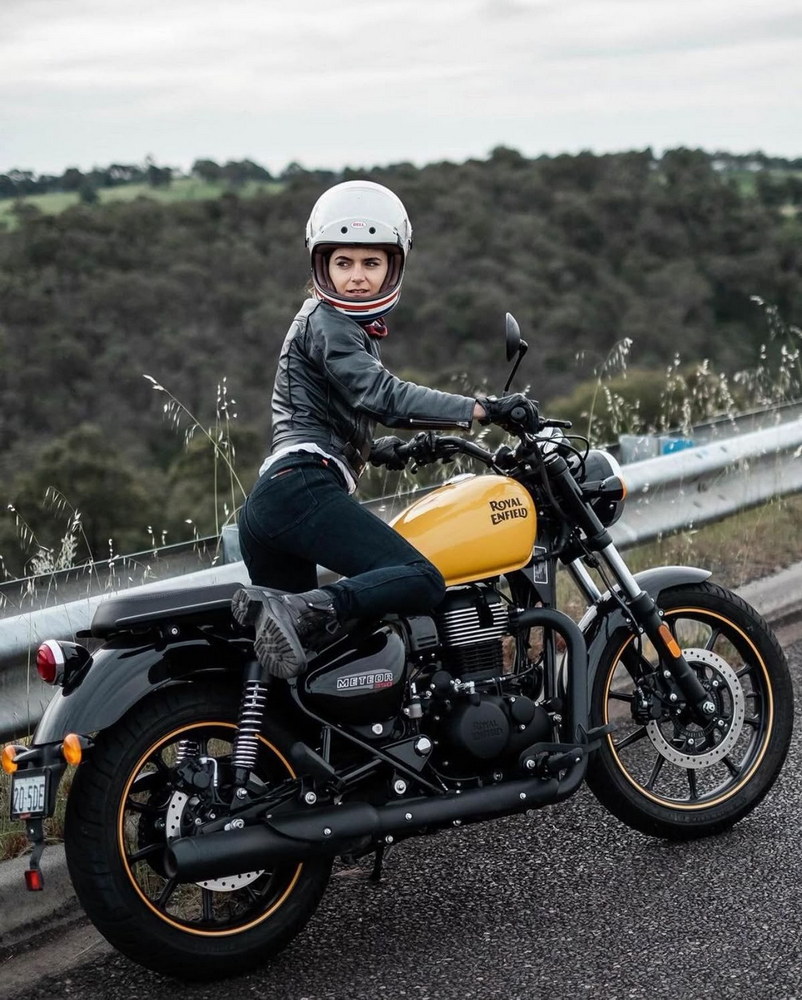Ukázka stylu focení Royal Enfield Promoteam 10