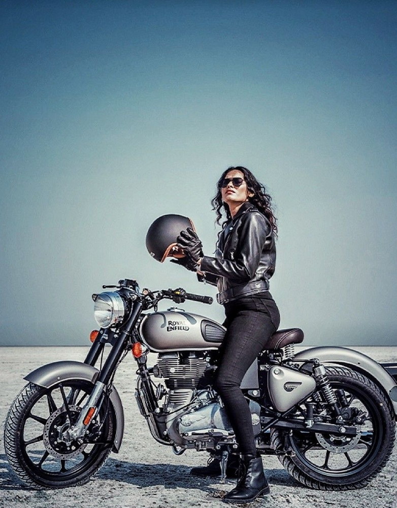Ukázka stylu focení Royal Enfield Promoteam 8